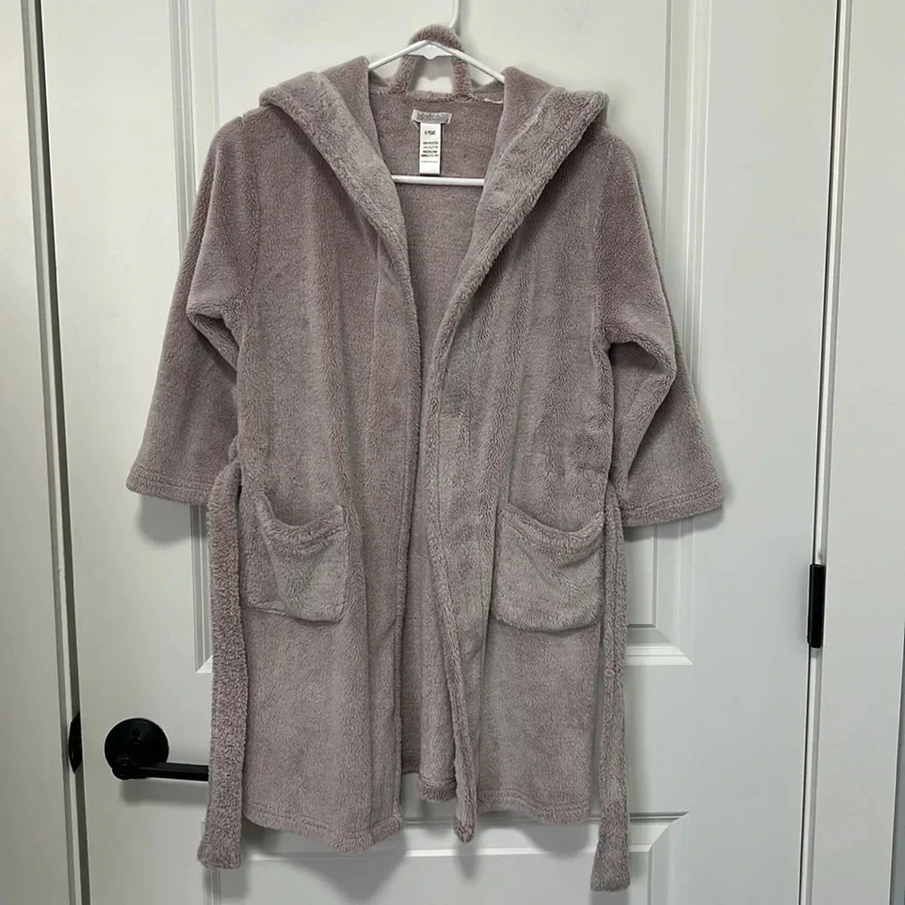 Baby&Child Restoration Hardware Girls violet bathrobe size 6-7 yrs
